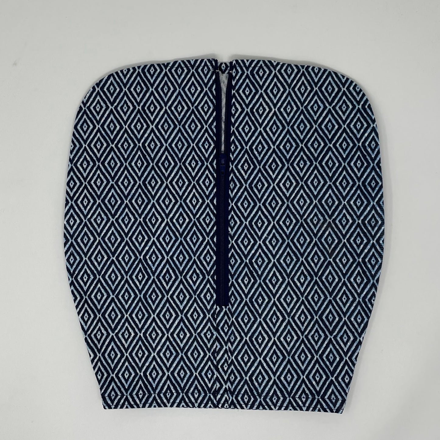 Geometric Catheter Bag Cover: 2000ml double hook style bags