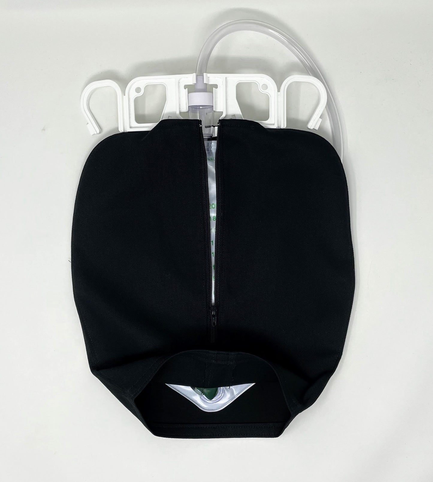 Basic Black Catheter Bag Cover: double hanger 2000ml