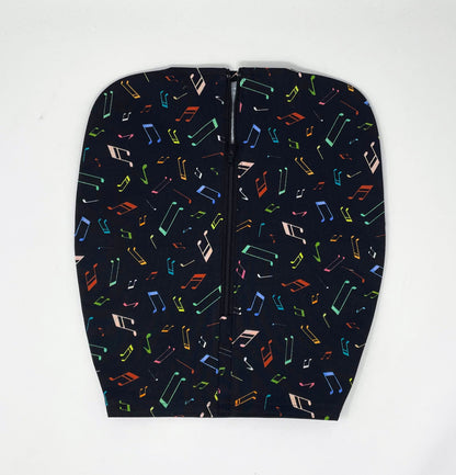 Hanging catheter bag cover to use day or night on 2000 ml volume closed system collection bags.