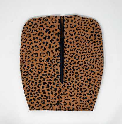 Discreet cover for catheter bag users