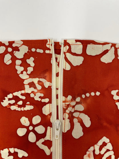 Floral Cotton Catheter Bag Cover: Discreet Zip-Front Design