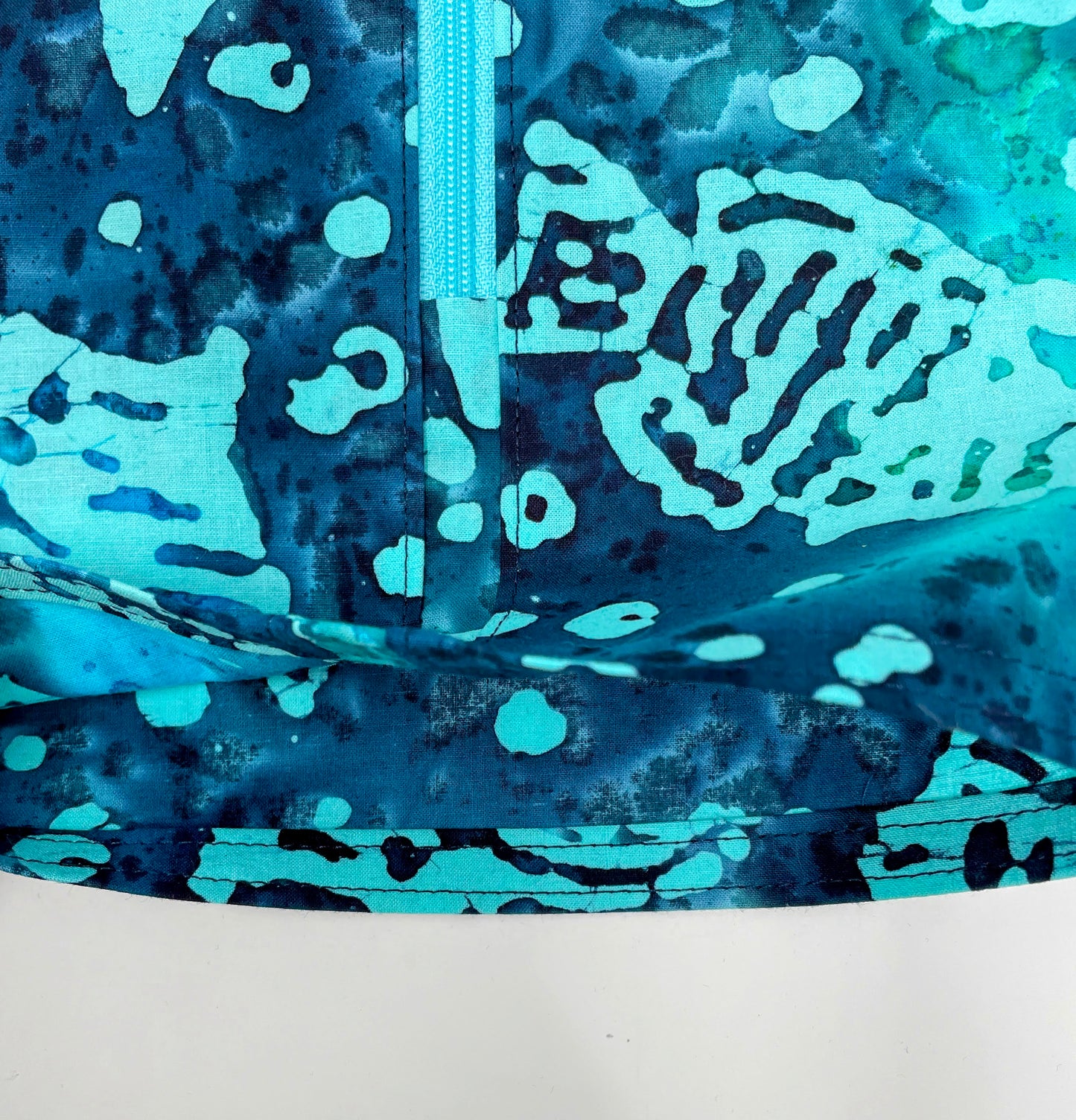 Sea Life Catheter Bag Cover: Tropical Batik Cotton, 2000ml