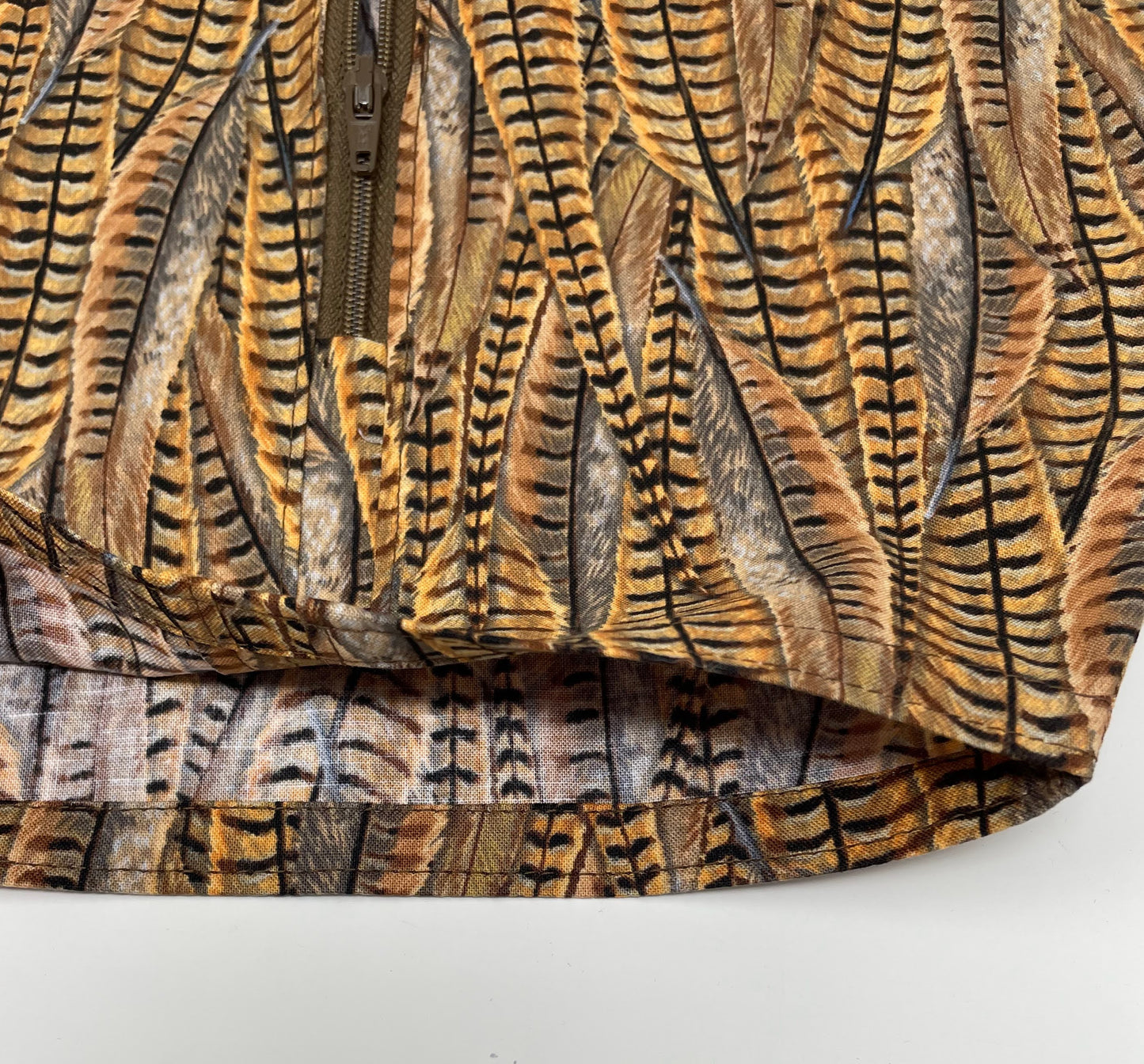 Pheasant Feather Urine Bag Cover: Discreet Zippered Catheter Accessory