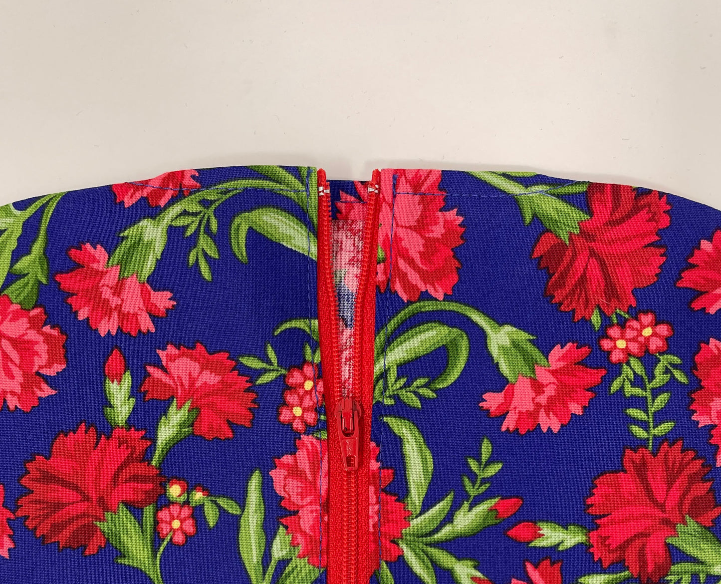 Red Carnations Urine Bag Cover: Zippered Cotton Foley Bag Protector