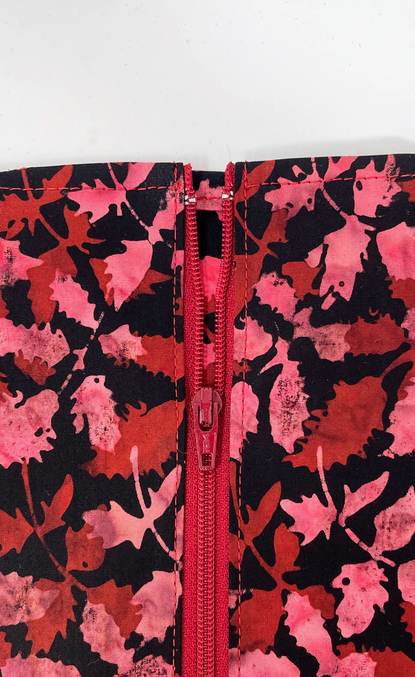 Cotton Urine Bag Cover: 2000ml Zippered Foley Bag Protector