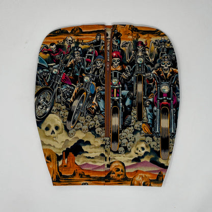Desert riders catheter bag cover keeps your privacy in public.  Use without removing bag to empty