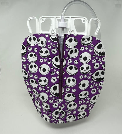 Jack face catheter bag cover discreetly disguises urine drainage. Easy to use without removing bag to empty.