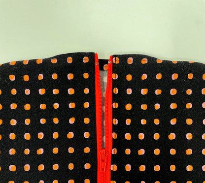 Dots Catheter Bag Cover: Discreet 2000ml Urine Collection System