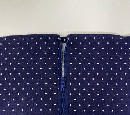 Navy dot modesty cover for 4000ml volume catheter drainage system
