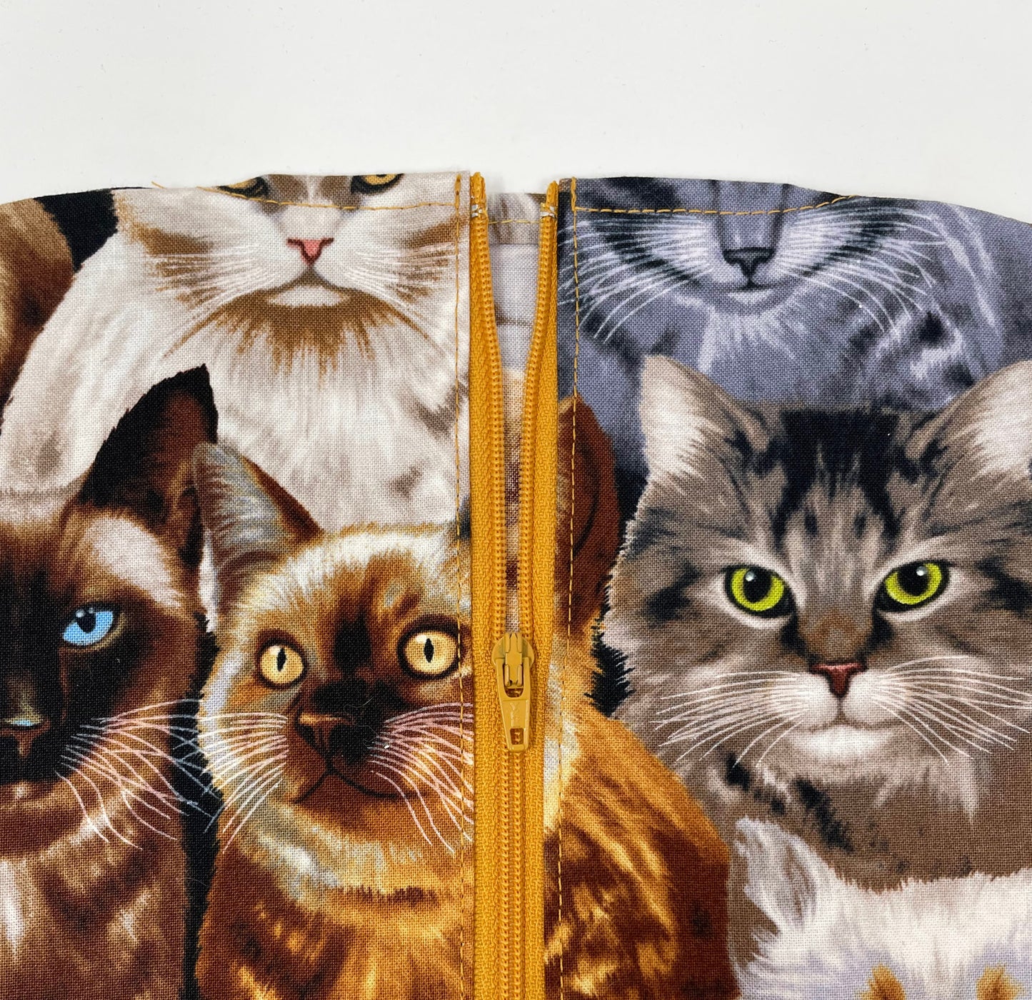 Family of Cats Catheter Bag Cover:Urine or Bile Collection System