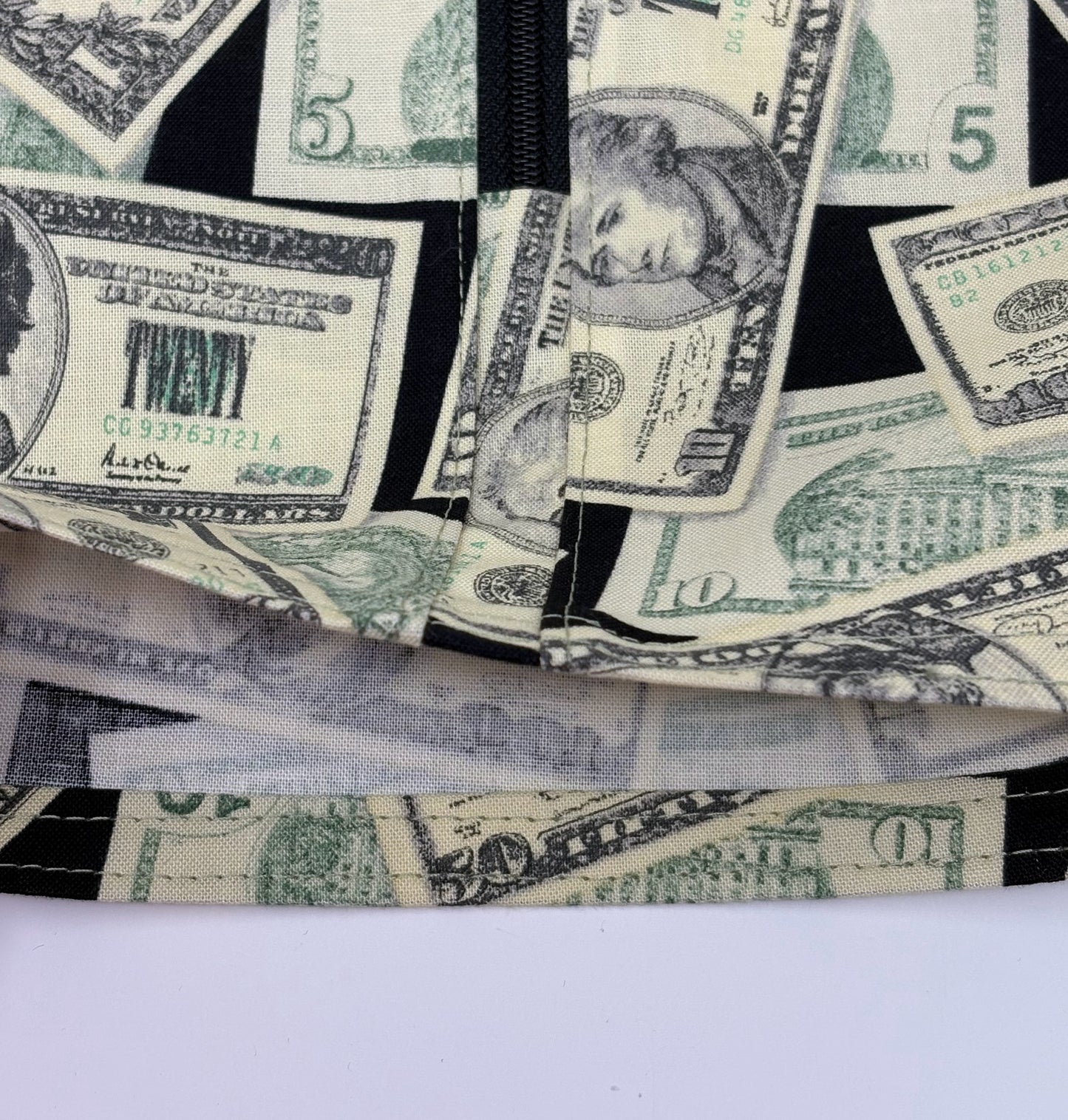 US Currency Catheter Bag Cover:2000ml, Zippered Front