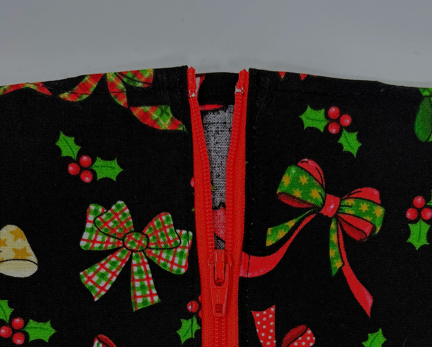 Festive Holiday Bows Catheter Bag Cover:Double Hanger Style
