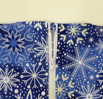 Snow Flakes Catheter Bag Cover:Double Hanger Privacy Cover