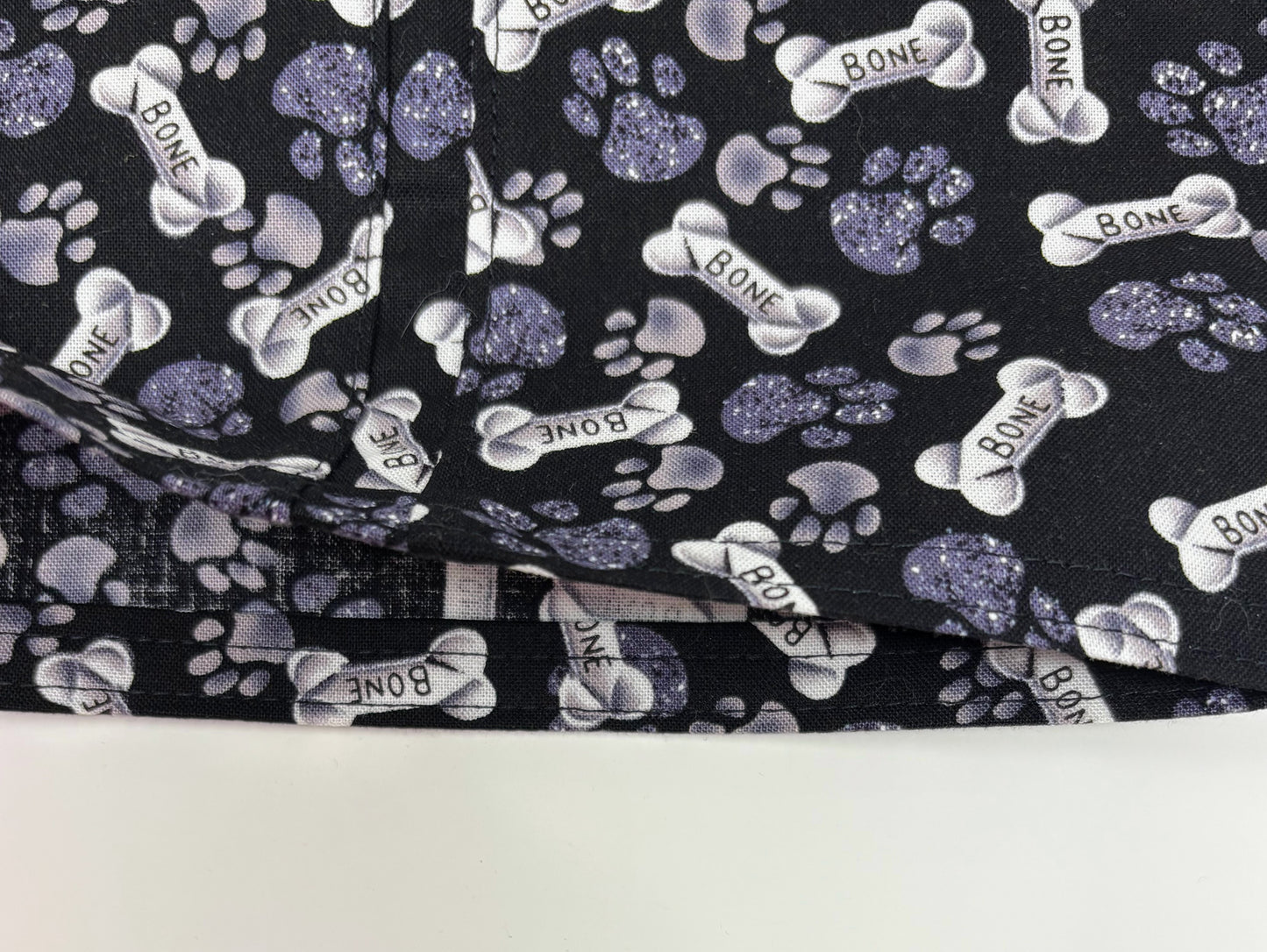 Catheter Bag Cover:Discreet Bedside Urine Drainage, Dog Bone Print